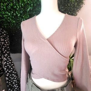 Long sleeve crop top